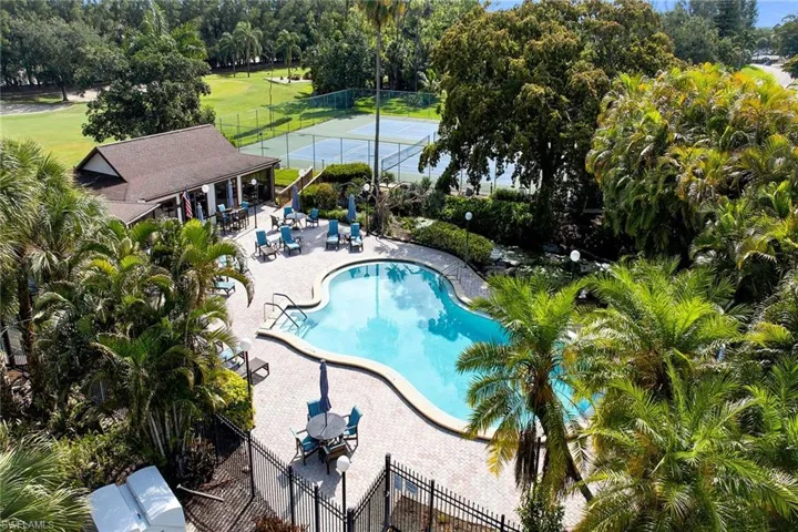 499 Forest Lakes Blvd 312, Naples, Florida 34105