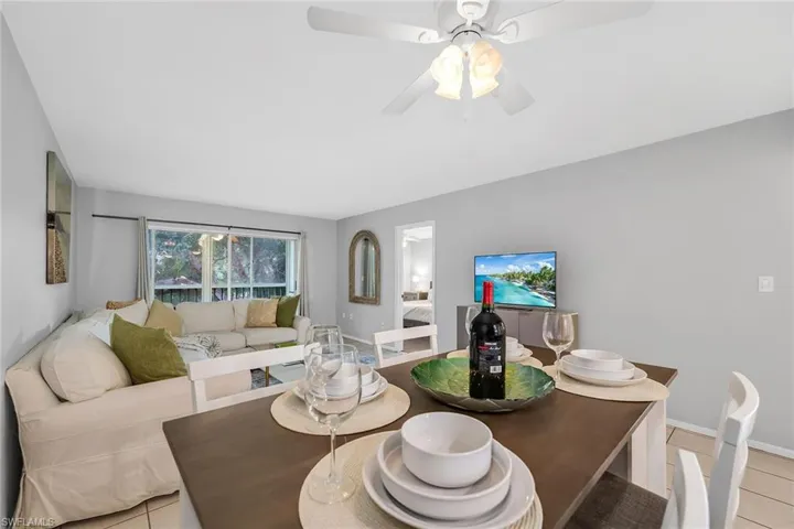 499 Forest Lakes Blvd 312, Naples, Florida 34105