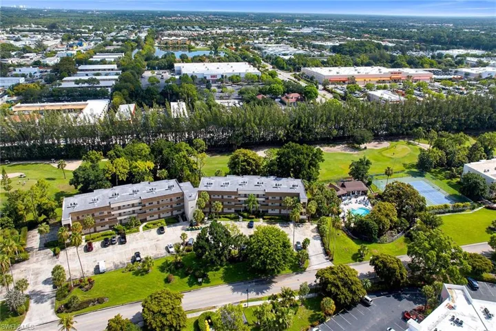 499 Forest Lakes Blvd 312, Naples, Florida 34105
