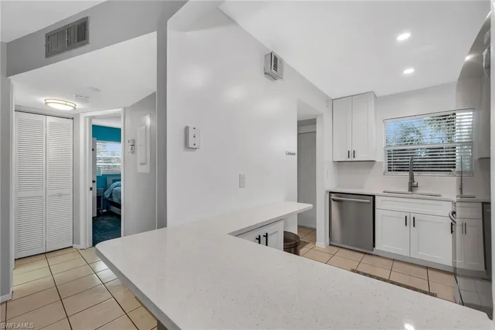 499 Forest Lakes Blvd 312, Naples, Florida 34105