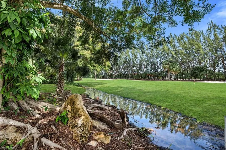 499 Forest Lakes Blvd 312, Naples, Florida 34105