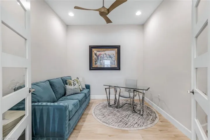 6408  Arriba  AVE, Naples, FL 34113