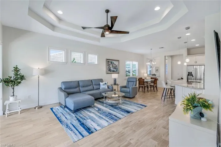 6408  Arriba  AVE, Naples, FL 34113