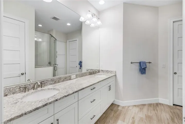 6408  Arriba  AVE, Naples, FL 34113