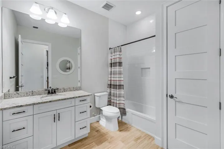 6408  Arriba  AVE, Naples, FL 34113