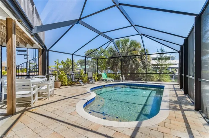 Newer heated screened pool.