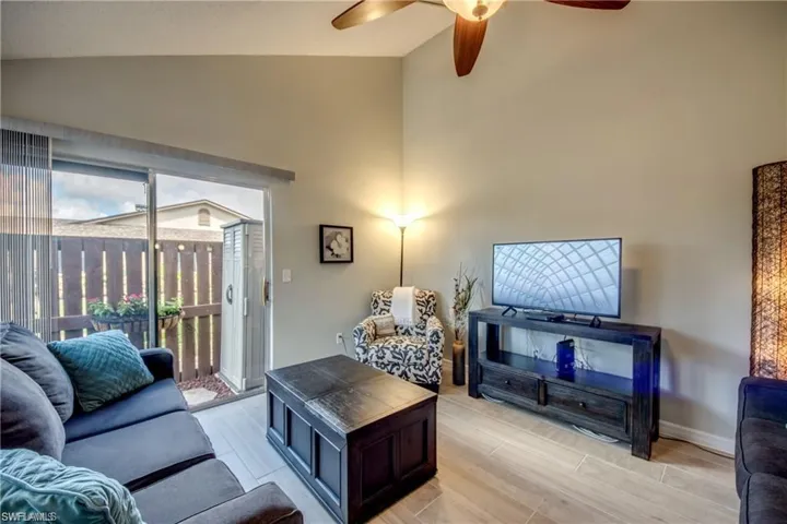 6337  Royal Woods  DR, Fort Myers, FL 33908