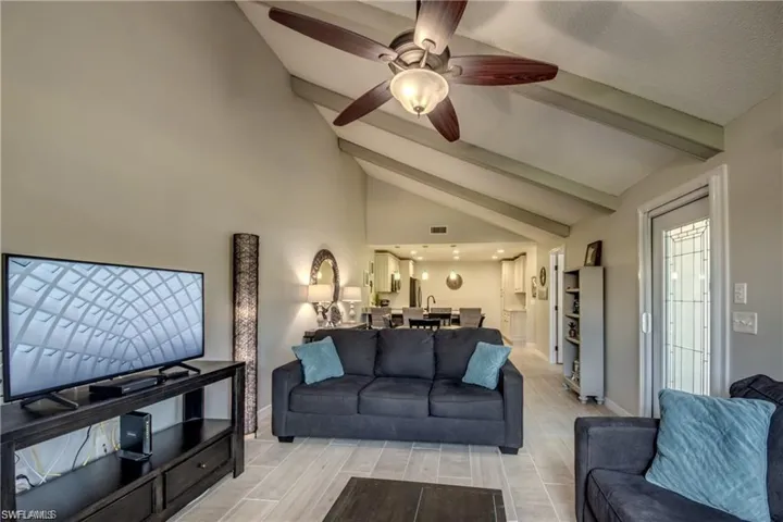 6337  Royal Woods  DR, Fort Myers, FL 33908