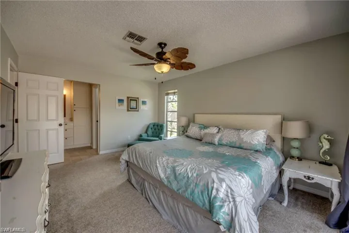 6337  Royal Woods  DR, Fort Myers, FL 33908
