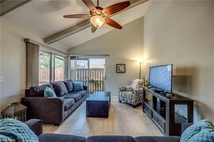 6337  Royal Woods  DR, Fort Myers, FL 33908