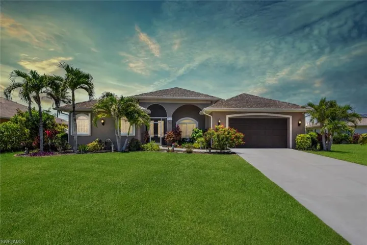 Single Family Pool Home - New Roof in 2021