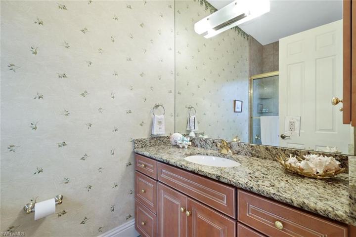 Attached guest bath