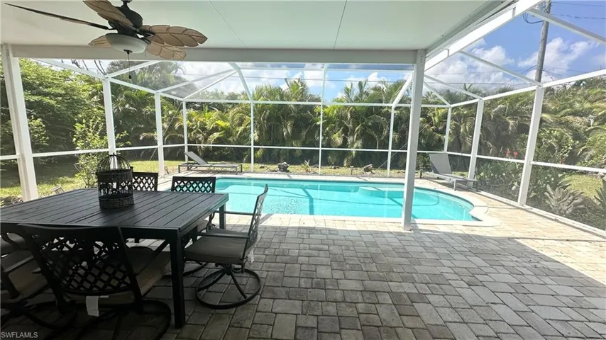 1306 Sw 19th Ln, Cape Coral, Florida 33991