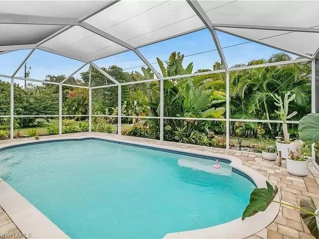 1306 Sw 19th Ln, Cape Coral, Florida 33991