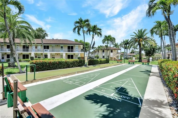 View of surrounding community