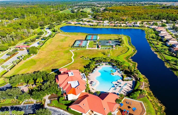 3922 E Hampton Cir, Alva, Florida 33920