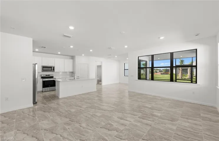 3922 E Hampton Cir, Alva, Florida 33920