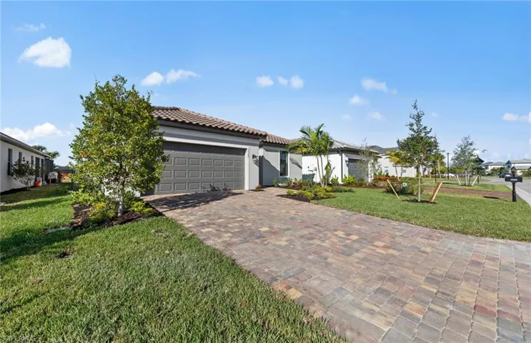 3922 E Hampton Cir, Alva, Florida 33920