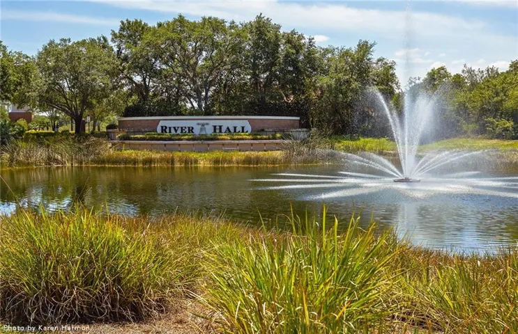 River Hall Monument - Hampton Lakes is in River Hall