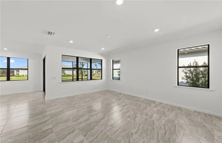 3922 E Hampton Cir, Alva, Florida 33920