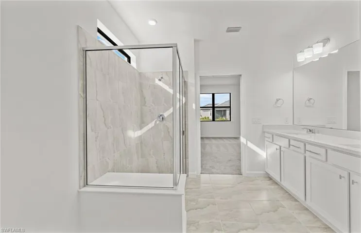 3922 E Hampton Cir, Alva, Florida 33920