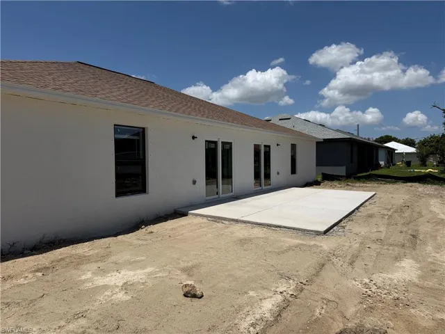 703 Se 8th St, Cape Coral, Florida 33990