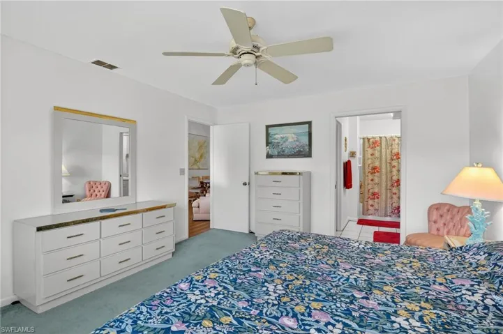 4210 Looking Glass Ln 4210, Naples, Florida 34112