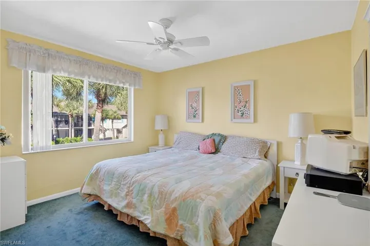 4210 Looking Glass Ln 4210, Naples, Florida 34112