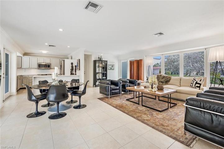 Spacious Great Room