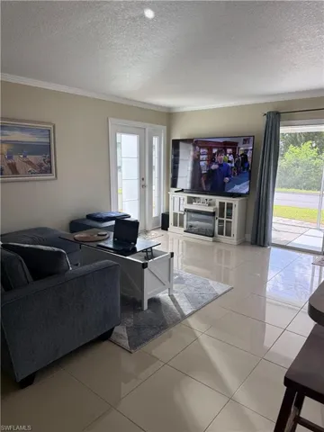 3361 New South Province Blvd 2, Fort Myers, Florida 33907