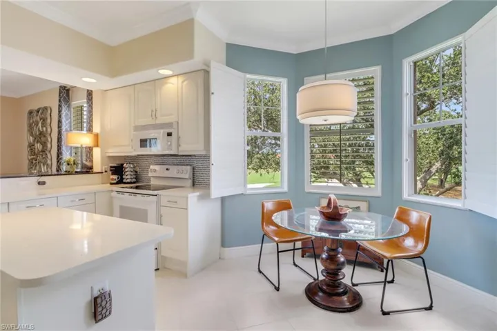 762  Regency Reserve  CIR, Naples, FL 34119