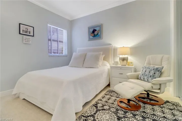 762  Regency Reserve  CIR, Naples, FL 34119