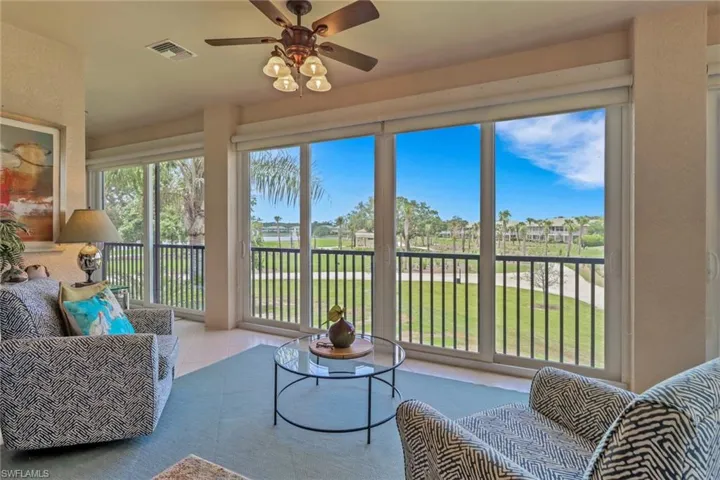 762  Regency Reserve  CIR, Naples, FL 34119