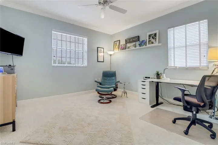 762  Regency Reserve  CIR, Naples, FL 34119