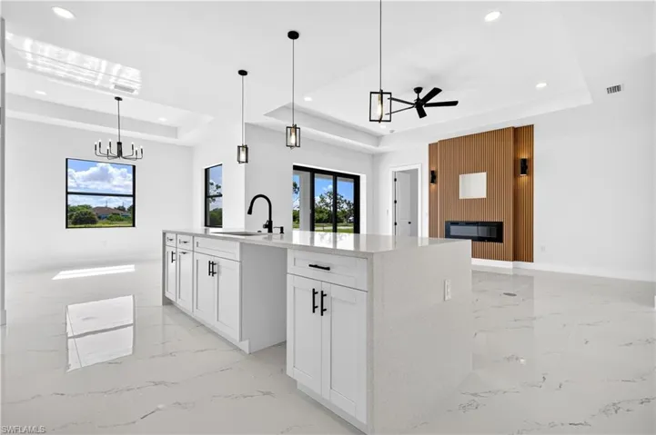 816 Floyd Ave S, Lehigh Acres, Florida 33976