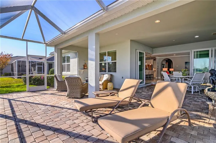 View of patio / terrace with glass enclosure