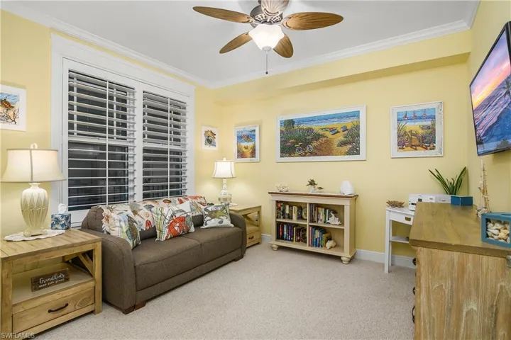 3rd bedroom being used as office/den