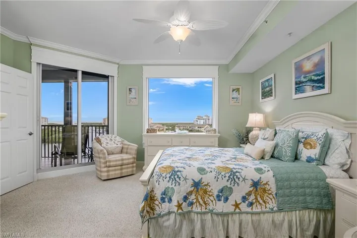 430  Cove Tower  DR, Naples, FL 34110