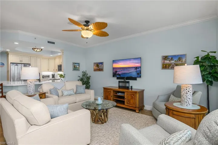 430  Cove Tower  DR, Naples, FL 34110