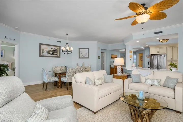 430  Cove Tower  DR, Naples, FL 34110