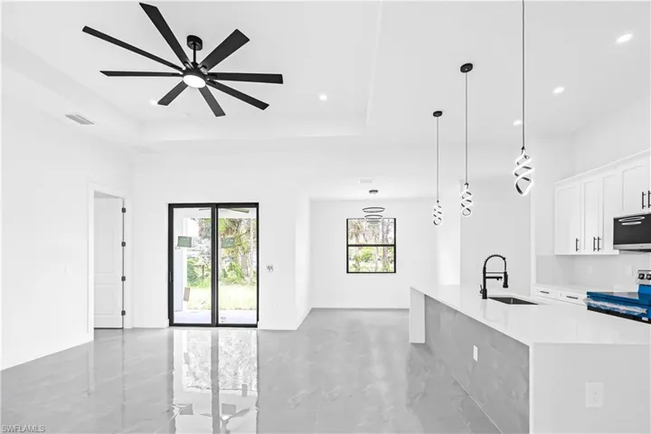 716 Connecticut Ln, Lehigh Acres, Florida 33936