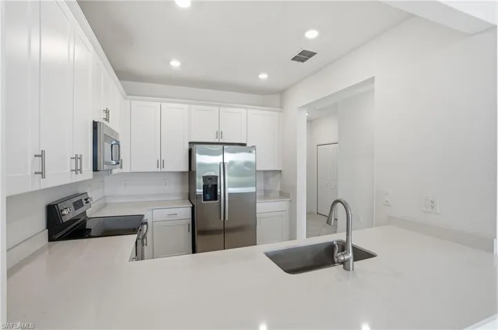 2935 Citrus St, Naples, Florida 34120