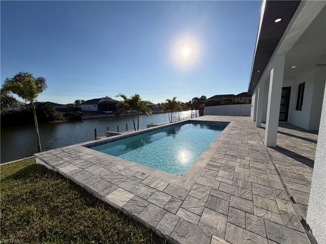 112 Ne 6th St, Cape Coral, Florida 33909