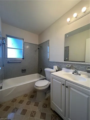Full Bath