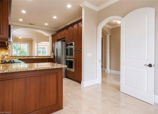 2915 Coco Lakes Dr, Naples, Florida 34105