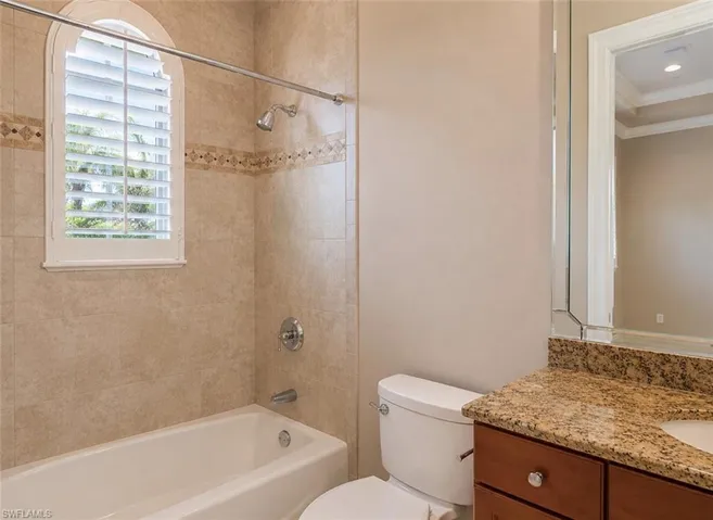 2915 Coco Lakes Dr, Naples, Florida 34105