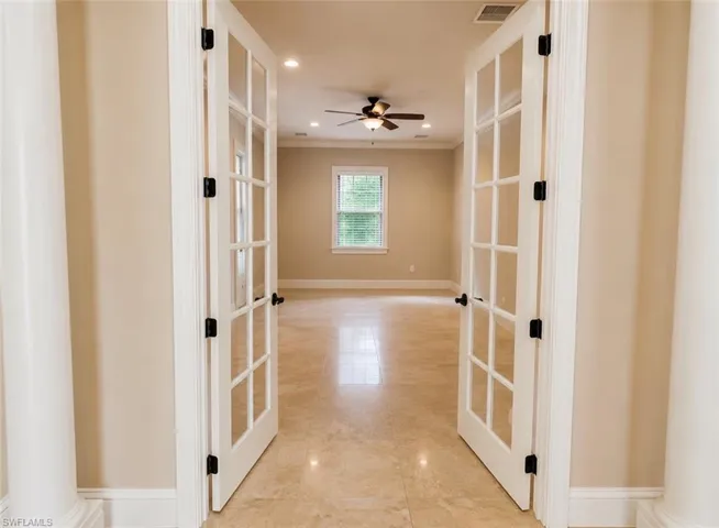 2915 Coco Lakes Dr, Naples, Florida 34105
