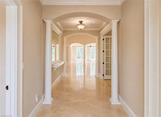 2915 Coco Lakes Dr, Naples, Florida 34105