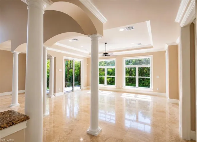 2915 Coco Lakes Dr, Naples, Florida 34105