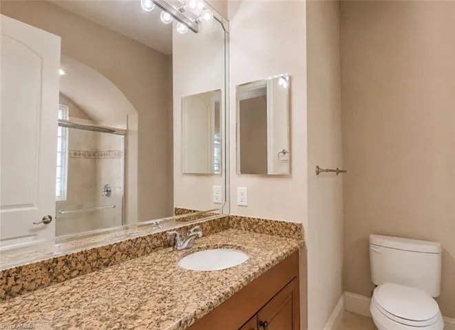 2915 Coco Lakes Dr, Naples, Florida 34105